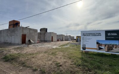 EL INTENDENTE FRANCISCO RECOULAT RECORRIÓ EL AVANCE DE LA CONSTRUCCIÓN DE VIVIENDAS POR CÍRCULO CERRADO EN 30 DE AGOSTO