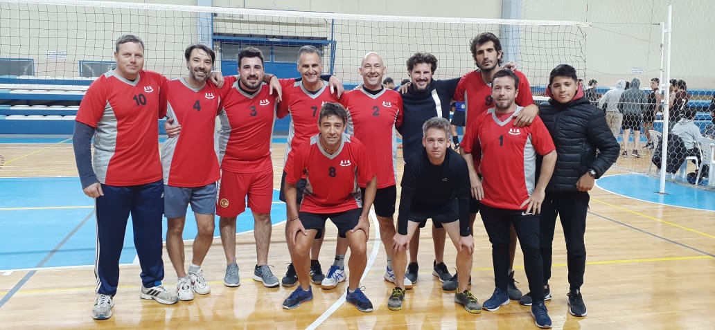 VÓLEY MASCULINO: ARRANCÓ EL APERTURA CON TRIUNFOS DE LA MUNICIPALIDAD DE TRENQUE LAUQUEN, BICENTENARIO MAYORES, AMÉRICA Y GARRÉ