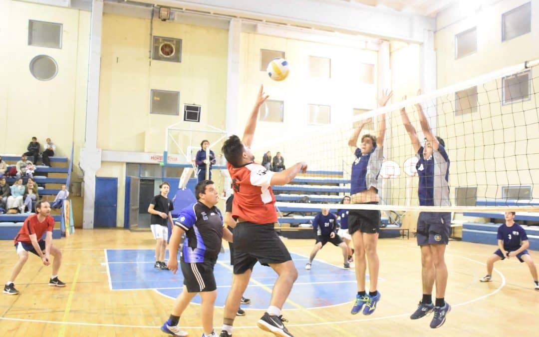 LA GLORIA (30 DE AGOSTO), MUNICIPALIDAD Y EL CEF DE AMÉRICA SE IMPUSIERON EN LA SEGUNDA FECHA DEL VOLEY MASCULINO