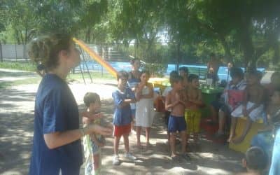 Charla sobre salud bucal en la colonia barrial