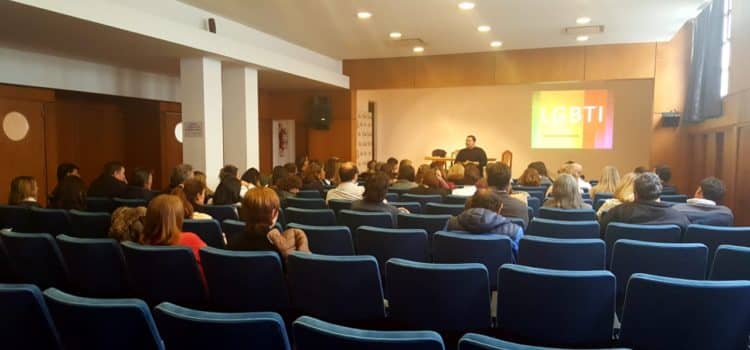 SE REALIZÓ HOY (LUNES) EN EL CENTRO CÍVICO UNA JORNADA DE CAPACITACIÓN Y SENSIBILIZACIÓN EN PERSPECTIVA DE GÉNERO