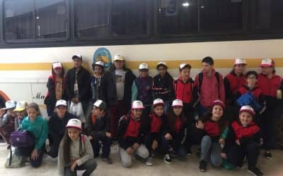 TREINTA CHICOS EGRESADOS DE 6° AÑO DE LAS ESCUELAS RURALES VERDES VIAJARON HOY (LUNES) A PEHUEN CÓ Y REGRESAN EL JUEVES QUE VIENE