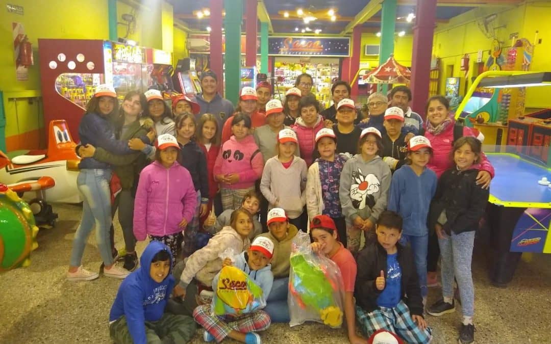 UN CONTINGENTE DE 26 CHICOS DE CASA DEL NIÑO REGRESA MAÑANA (SÁBADO) DE SU VIAJE A CLAROMECÓ