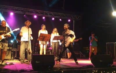 OTRA VEZ UN GRAN MARCO DE PÚBLICO ACOMPAÑÓ LA QUINTA NOCHE DE MÚSICA EN LA ESTACIÓN