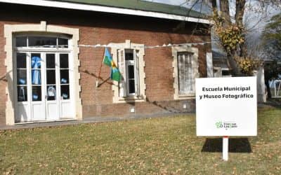 LA ESCUELA MUNICIPAL PONE A DISPOSICIÓN DE LOS ESTUDIANTES LAS SALAS DE INFORMÁTICA DE LAS SEDES 30 DE AGOSTO, BERUTTI Y GIRODÍAS