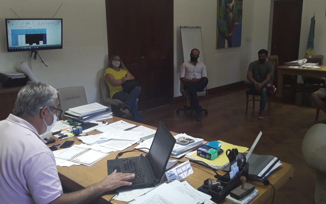 EL INTENDENTE SE REUNIÓ CON LA CÁMARA DE COMERCIO Y REPRESENTANTES DEL RUBRO GASTRONÓMICO PARA HABLAR SOBRE PROTOCOLOS, HORARIOS Y MODALIDADES DE TRABAJO