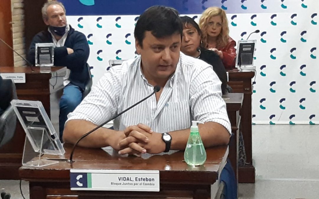 EL HCD APROBÓ ANOCHE (VIERNES) LA LICENCIA DEL INTENDENTE FERNÁNDEZ Y ESTEBAN VIDAL ASUME INTERINAMENTE EL CARGO