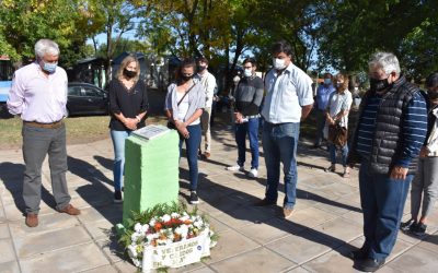 SE VIVIÓ UN EMOTIVO HOMENAJE A LOS VETERANOS Y CAÍDOS EN LA GUERRA DE MALVINAS EN LA PLAZOLETA MARINEROS DEL CRUCERO GRAL. BELGRANO