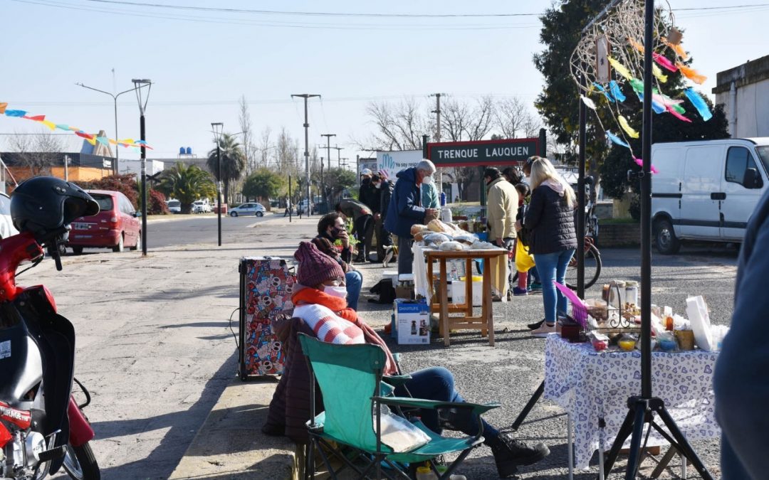 OTRO SÁBADO DE FERIA ECOFINES, ESTA VEZ CON PUESTO DE ECOCANJE