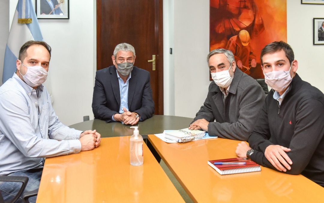 EL INTENDENTE LE ACERCÓ AL MINISTRO FERRARESI UNA PROPUESTA PARA ARTICULAR EL PLAN “TU LOTE, TU CASA” CON EL PROGRAMA “CASA PROPIA”