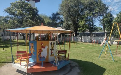 BERUTI: ACONDICIONAMIENTO Y PINTADO DE JUEGOS Y LA VUELTA DE LA CALESITA EN EL PARQUE INFANTIL HEBER FERNÁNDEZ