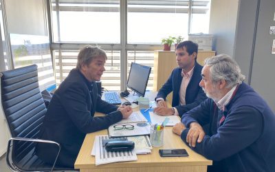 EL INTENDENTE FERNÁNDEZ Y EL DIPUTADO VALENTÍN MIRANDA SE REUNIERON HOY (JUEVES) CON EL DIRECTOR DE TRIBUNALES DE CLASIFICACIÓN DE LA PROVINCIA