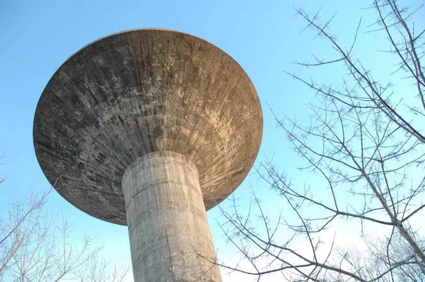COMIENZA A RESTABLECERSE EN FORMA PAULATINA EL SUMINISTRO DE AGUA TRAS EL RECAMBIO DE UNA BOMBA DE LA CISTERNA