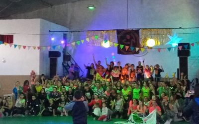 LA JORNADA DE ZUMBA SOLIDARIA CONVOCÓ A MÁS DE 80 MUJERES EN EL CLUB TRES LLANTAS