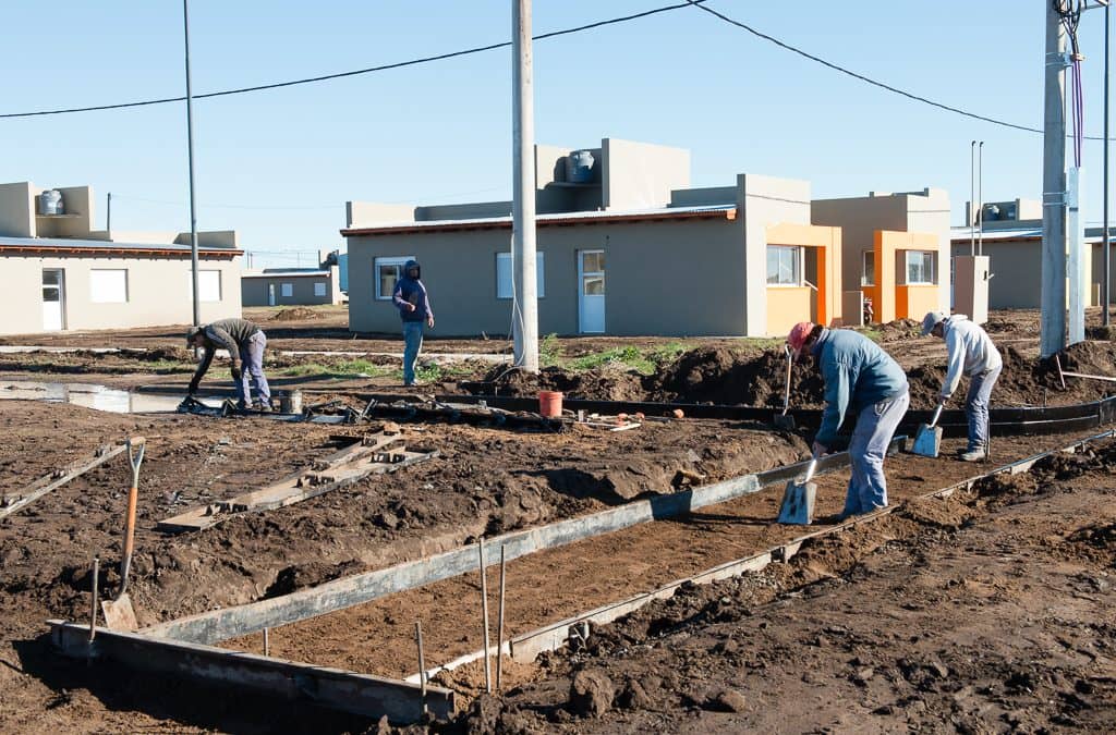 Ampliación Urbana: viviendas, servicios y cordón cuneta en 3 manzanas