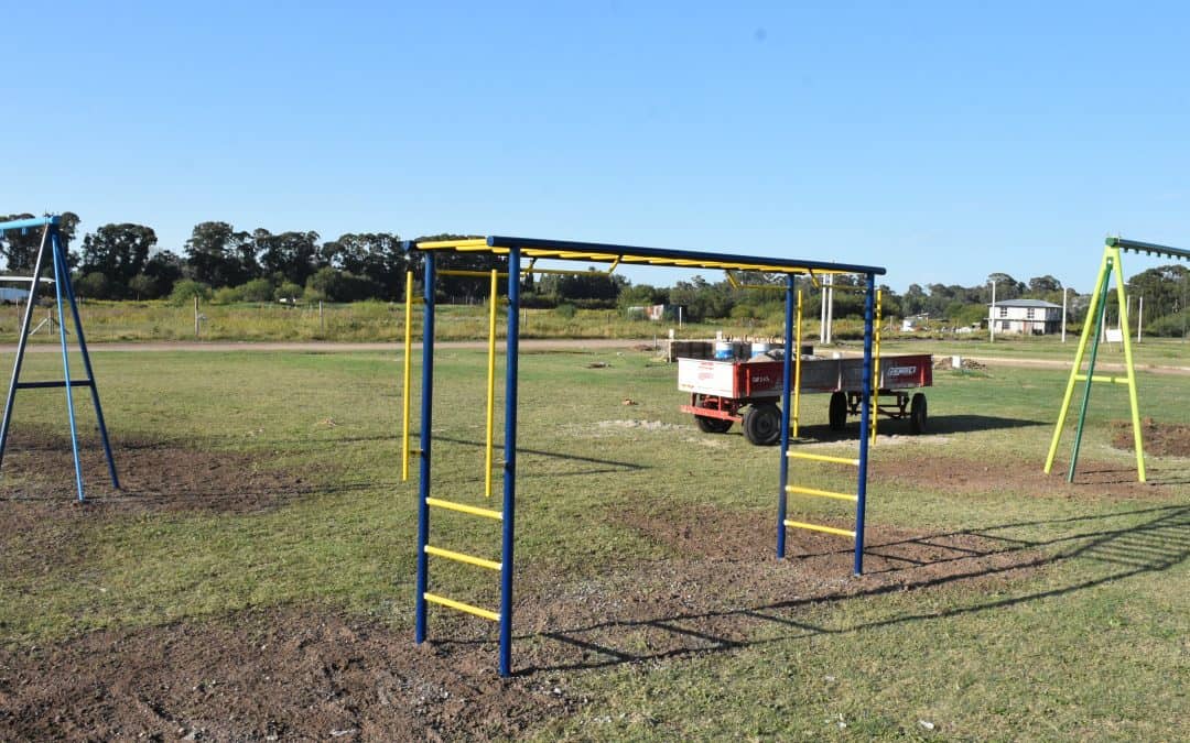 AMPLIACIÓN URBANA: SE AVANZA CON LA EXTENSIÓN DE LA RED CLOACAL, DESAGUES PLUVIALES Y LA INSTALACIÓN DE JUEGOS