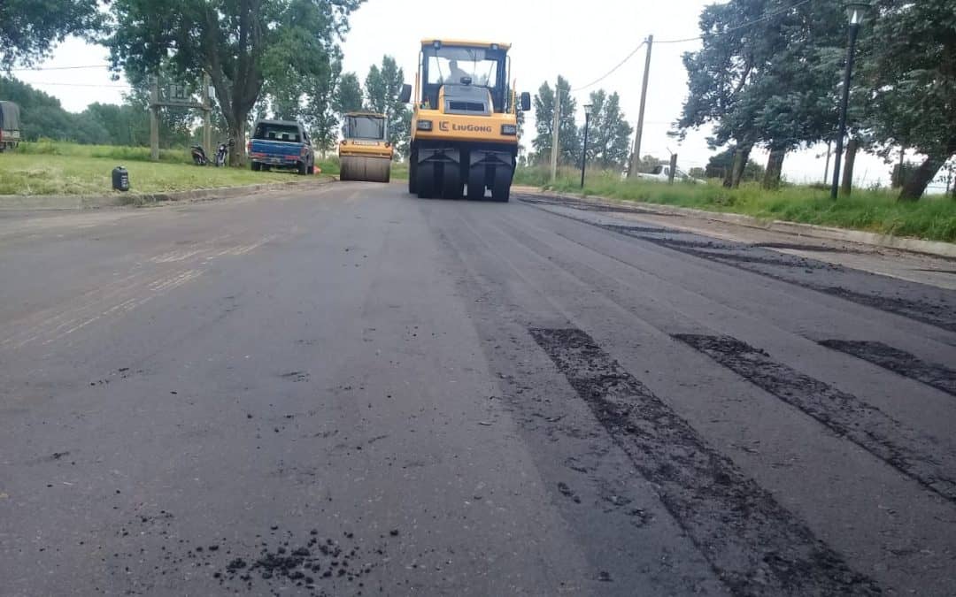 FINALIZAN HOY (VIERNES) LA PAVIMENTACION DE LA CALLE SERGIO MARTÍNEZ, ENTRE ORELLANA Y SALTA
