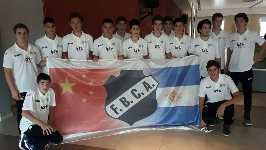 La delegación que viaja a China se reunió con autoridades provinciales de Deportes