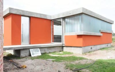 El Municipio realiza la obra del servicio de agua en los baños de la pista de Skate