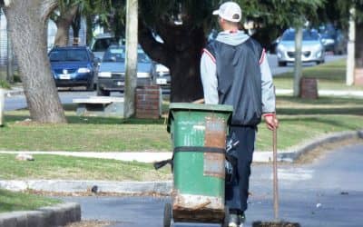 Está prohibido depositar residuos en punta de rambla