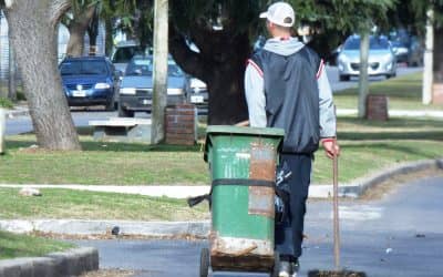 Está prohibido depositar residuos en punta de rambla