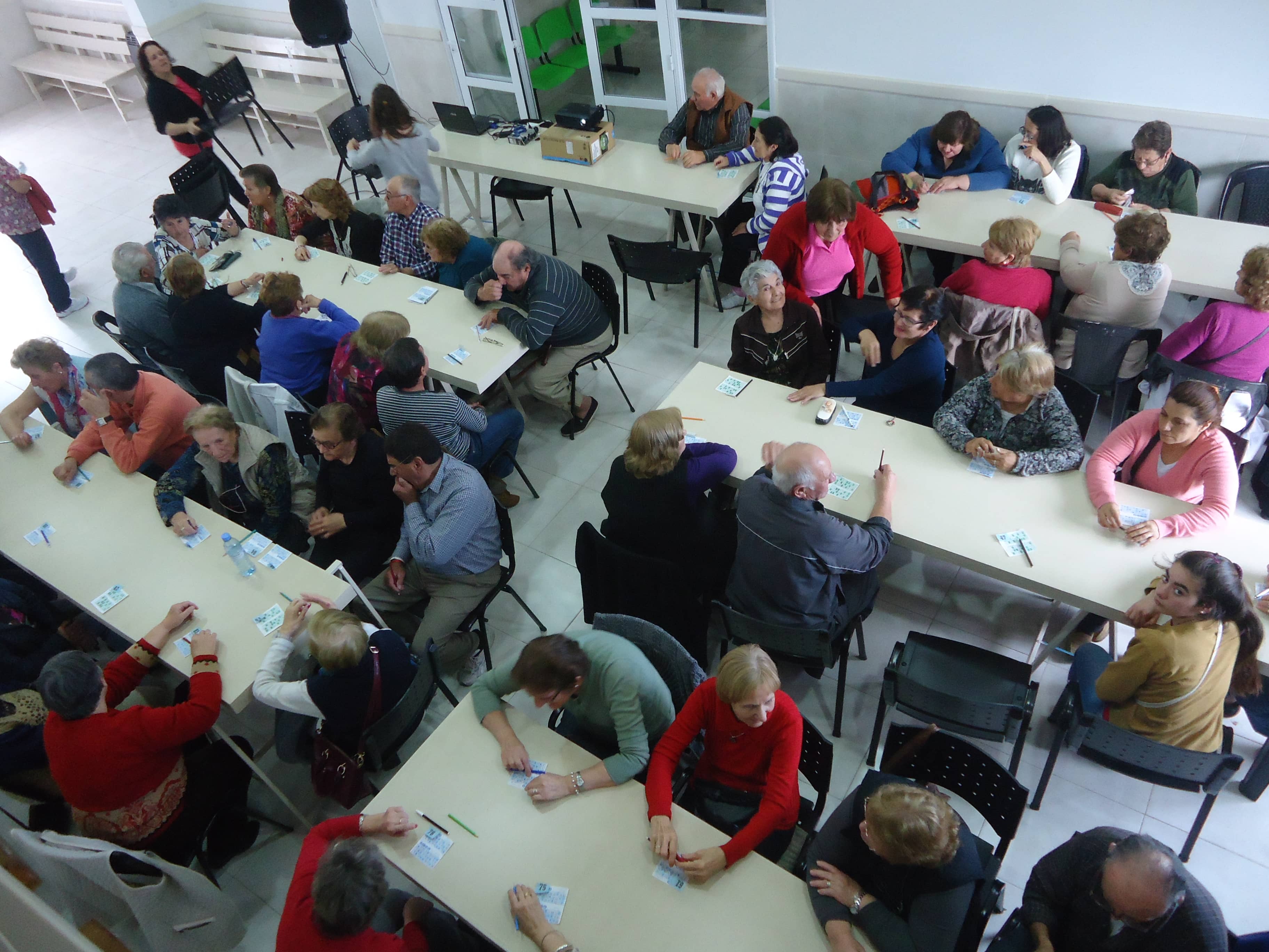 Bingo en el CAPS Barrios del Este