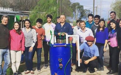 LAS ESCUELAS AGROPECUARIAS DEL DISTRITO CONSTRUYEN UN BIODIGESTOR