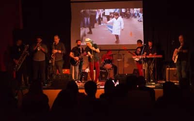 Se realizó un recital de blues a beneficio de la Escuela 502