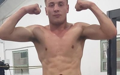 EL PUGILISTA KEVIN LEDESMA, DE LA ESCUELA MUNICIPAL DE BOXEO DE TRENQUE LAUQUEN, SE IMPUSO EN FALLO UNÁNIME  EN EL FESTIVAL QUE SE REALIZÓ EN PELLEGRINI