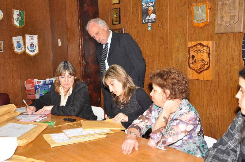 Cámaras de seguridad: apertura de sobres