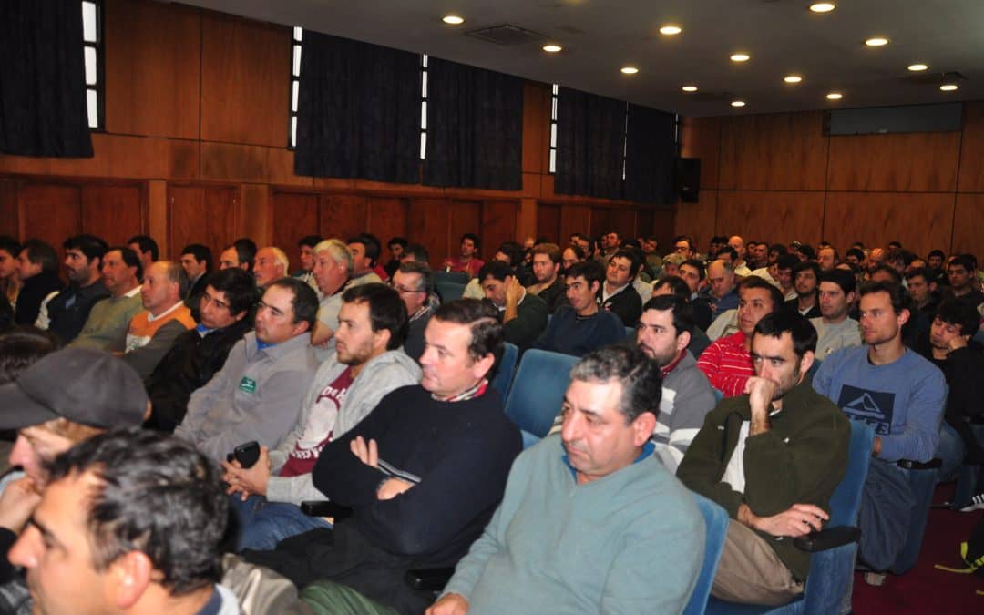 Los aplicadores que realizaron el curso ya se pueden retirar los carnet