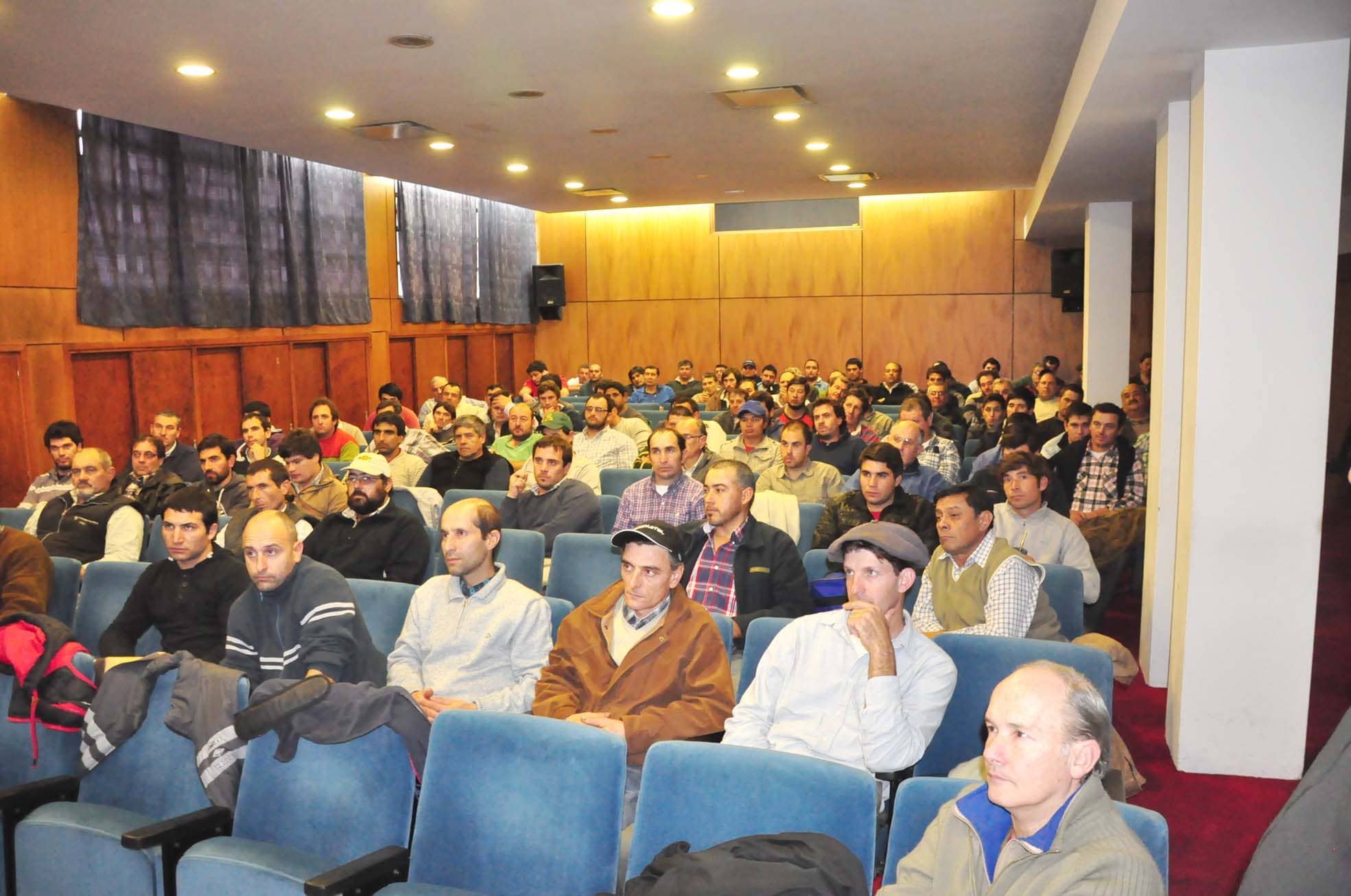 El Municipio lanza el programa de reconversión productiva