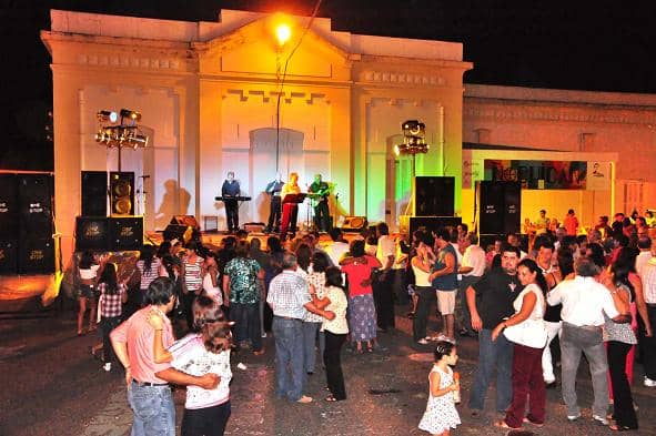 Se realizó el “Gran Baile del Carnaval” en la Estación