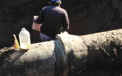 REPARARON DOS ROTURAS EN EL ACUEDUCTO MARI LAUQUEN – TRENQUE LAUQUEN SIN NECESIDAD DE CORTAR EL SERVICIO
