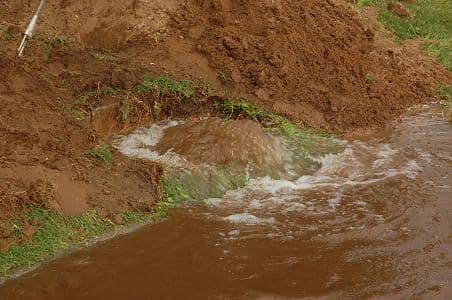 El Municipio realizó reparaciones de un caño