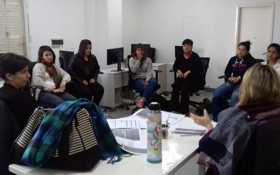 CHARLA SOBRE CONFORMACIÓN DE COOPERATIVAS DE TRABAJO CON TRES GRUPOS ASOCIATIVOS LOCALES