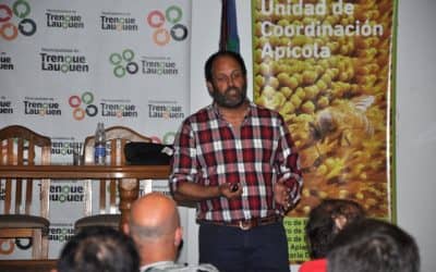 Se realizó una charla informativa para productores apícolas