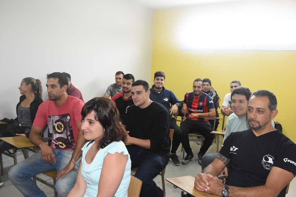 La Dirección de Deportes entrega certificados a entrenadores de boxeo