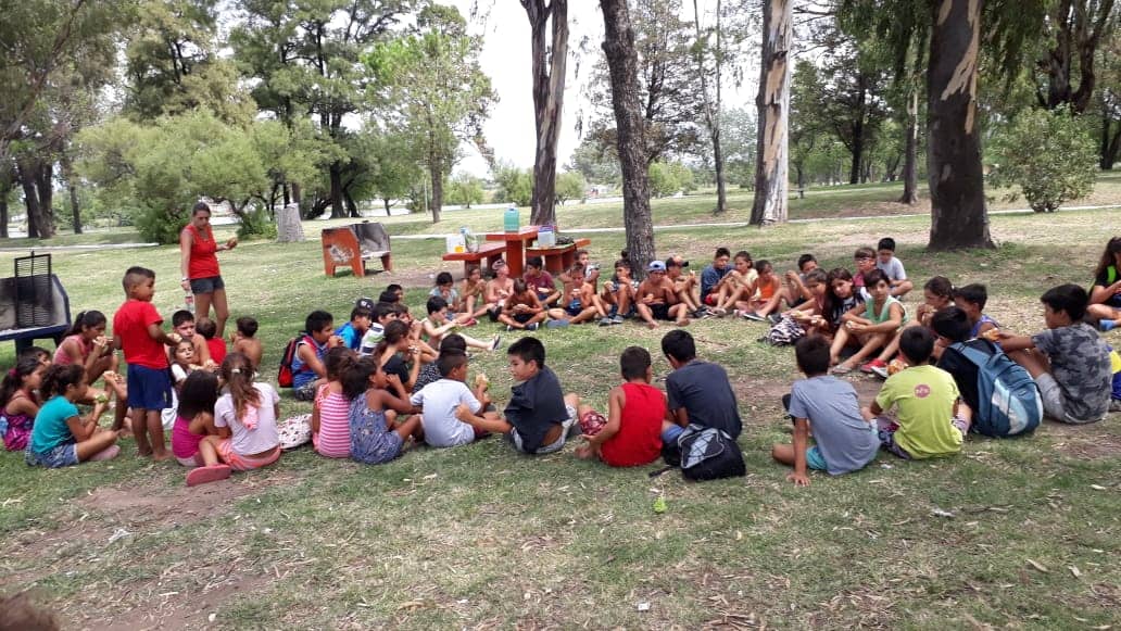CERRÓ AYER (JUEVES) LA COLONIA BARRIAL QUE CONTÓ CON LA PARTICIPACIÓN DE 71 CHICOS ESTA TEMPORADA