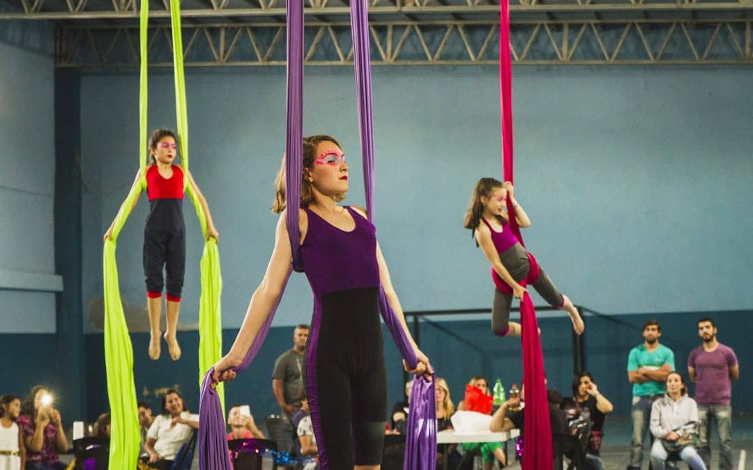 AUDACIA Y CREATIVIDAD EN LA EXHIBICION DEL TALLER DE TELAS