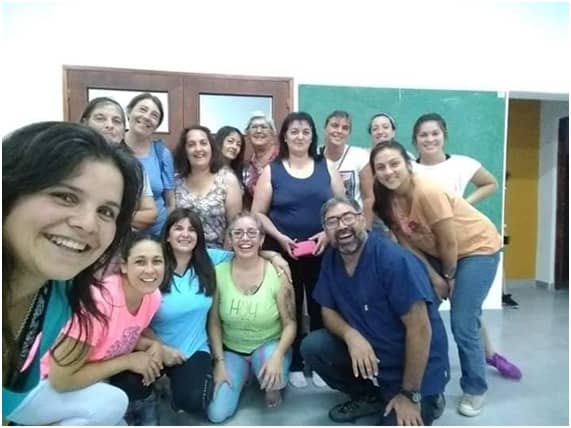 EN EL CIC DEL BARRIO ESPERANZA LOS SÁBADOS HAY CLASES ABIERTAS DE TRE PARA LIBERARSE DEL ESTRÉS Y EL TRAUMA