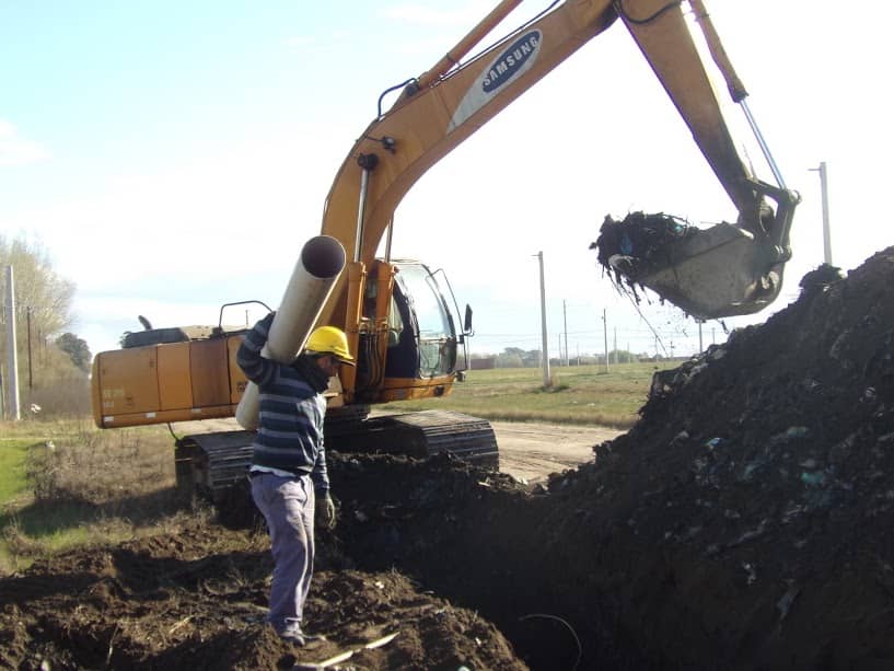 Ampliación Urbana: la comuna terminó la obra de cloacas e inició la de agua