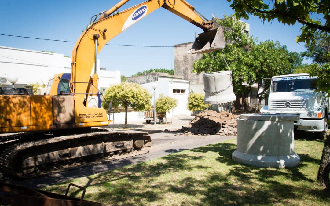 Trabajos de recambio de cañería en la red domiciliaria de cloacas