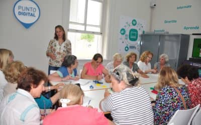 Se inscribieron 14 personas al taller «Adultos mayores en la Era Digital»