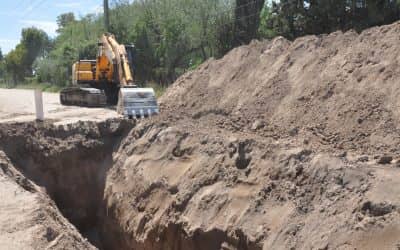El colector cloacal sur ya llegó a la calle Quintana