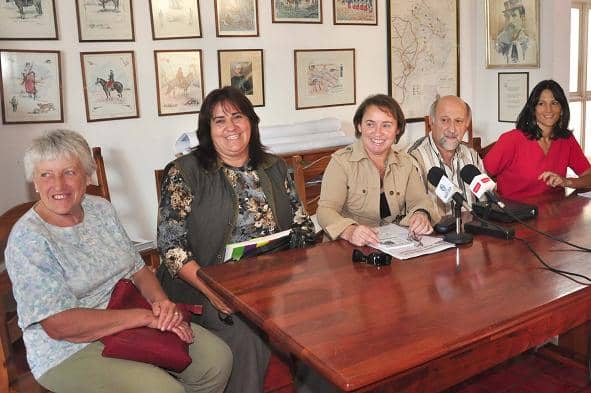 Feito confirmó comparsas para los Corsos 2012