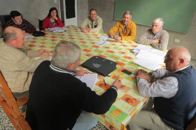 El Consejo Vecinal Asesor se reunió con un concejal del Frente Renovador