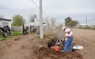 Programa 100% Asfalto: se realiza cordón cuneta en la calle Orellana