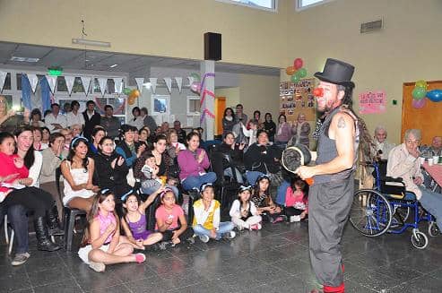 Cumpleaños en el Hogar Castella