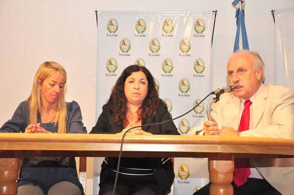 Feito encabezó el acto de comienzo de cursos de la Oficina de Empleo